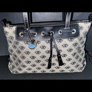 Vintage 90’s Dooney and  Bourke Purse
